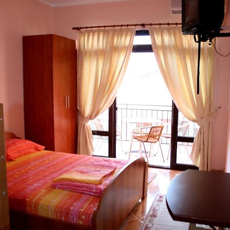 Apartments Radosavovic بار المظهر الخارجي الصورة