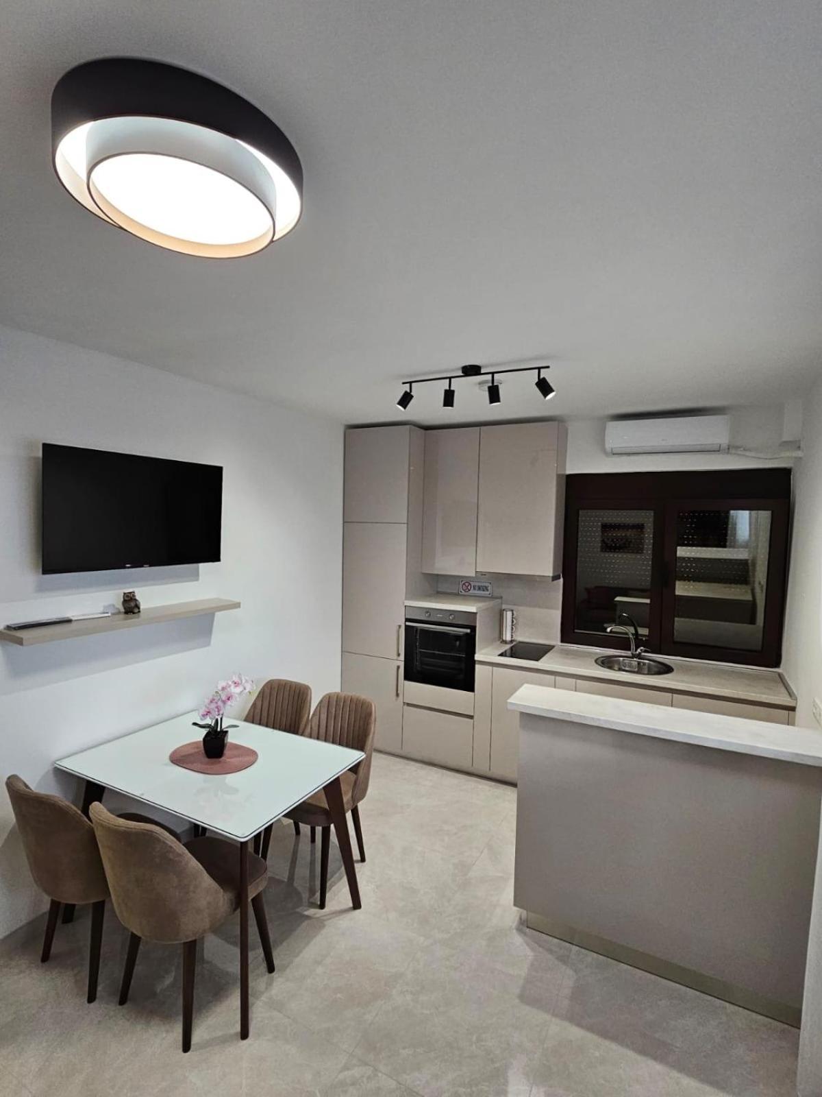 Apartments Radosavovic بار المظهر الخارجي الصورة