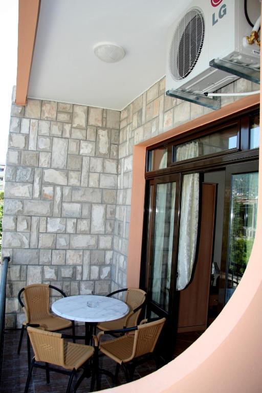 Apartments Radosavovic بار الغرفة الصورة