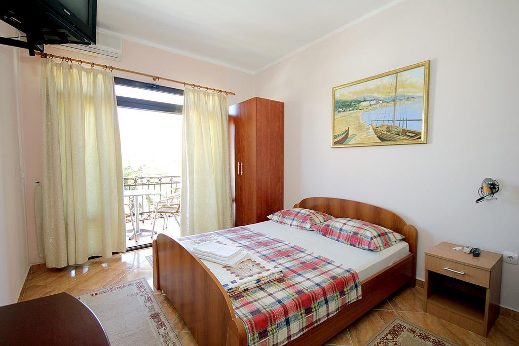 Apartments Radosavovic بار المظهر الخارجي الصورة