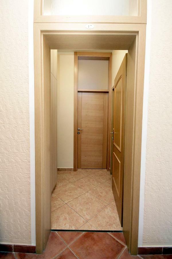 Apartments Radosavovic بار المظهر الخارجي الصورة