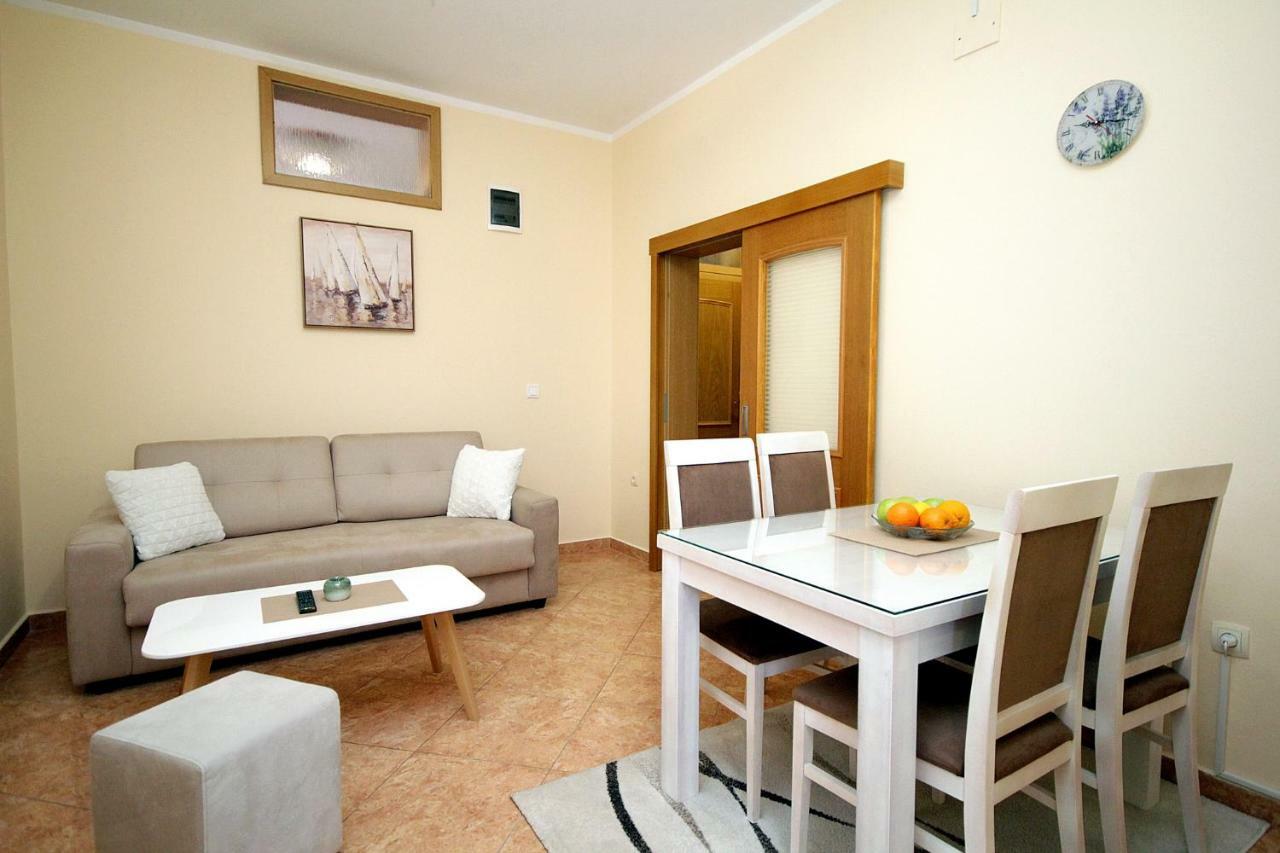 Apartments Radosavovic بار المظهر الخارجي الصورة
