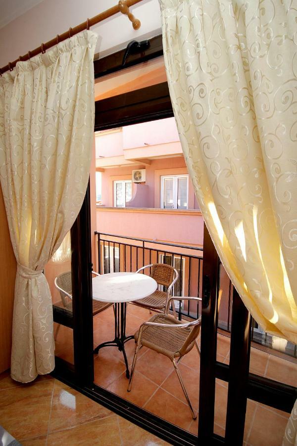 Apartments Radosavovic بار المظهر الخارجي الصورة