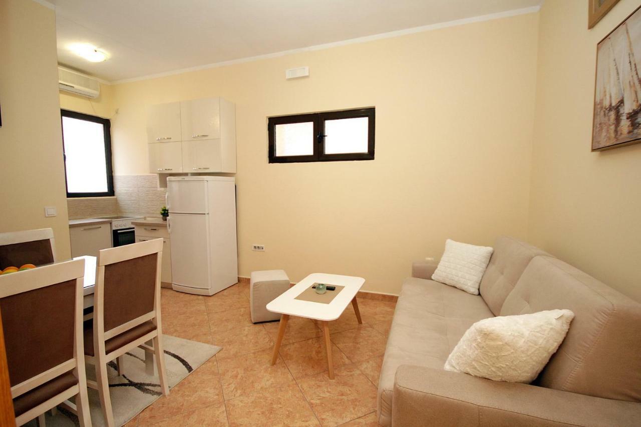 Apartments Radosavovic بار المظهر الخارجي الصورة