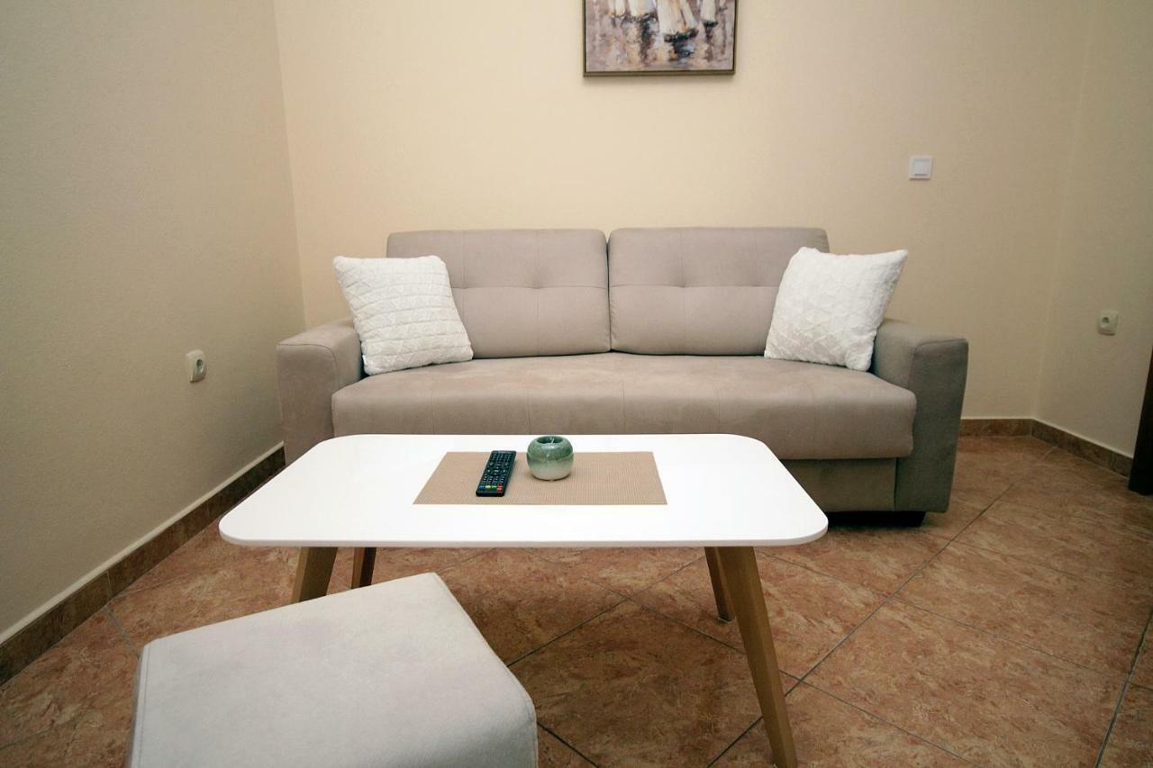 Apartments Radosavovic بار المظهر الخارجي الصورة